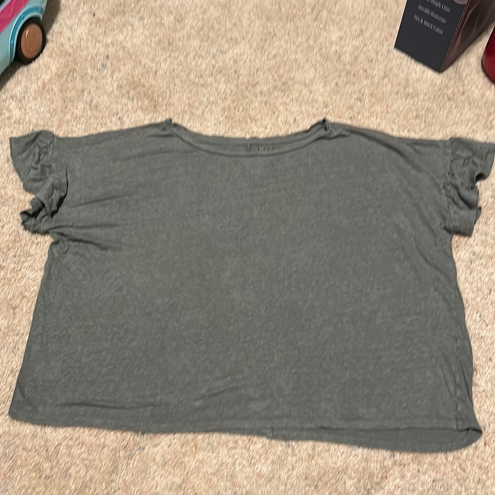 Cropped style Loft top